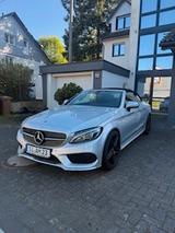 Mercedes-Benz 220 - Mercedes-Benz 220: Cabrio