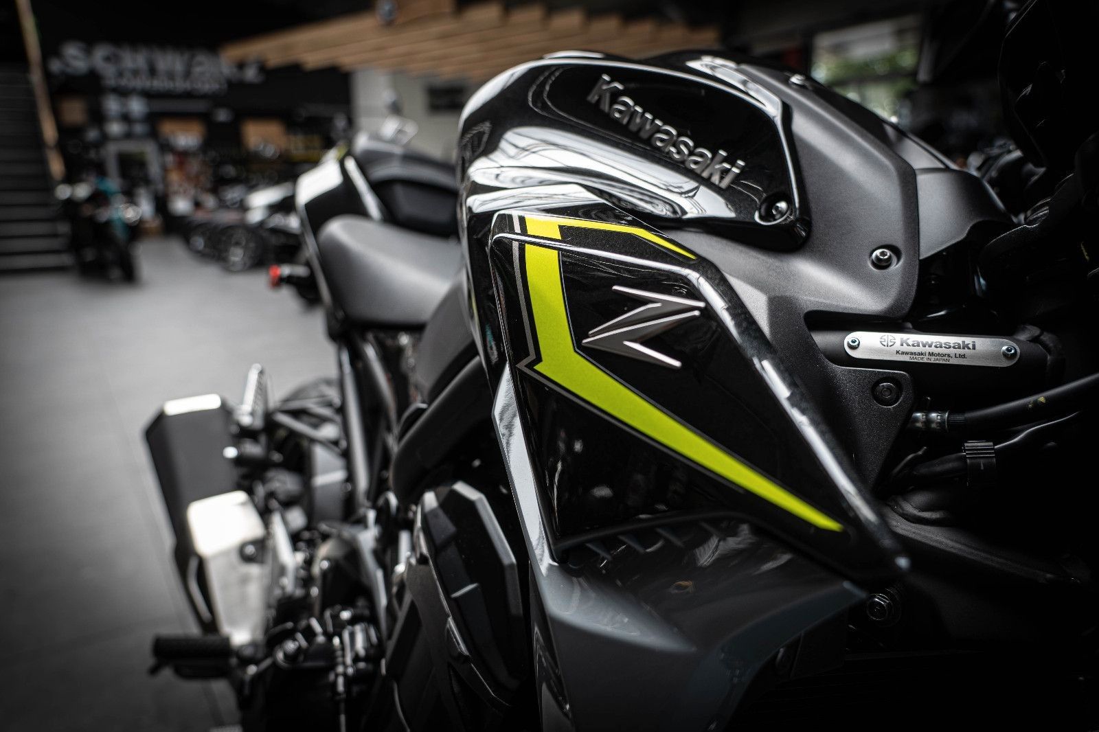 Fahrzeugabbildung Kawasaki Z900 2024 4 Jahre Garantie