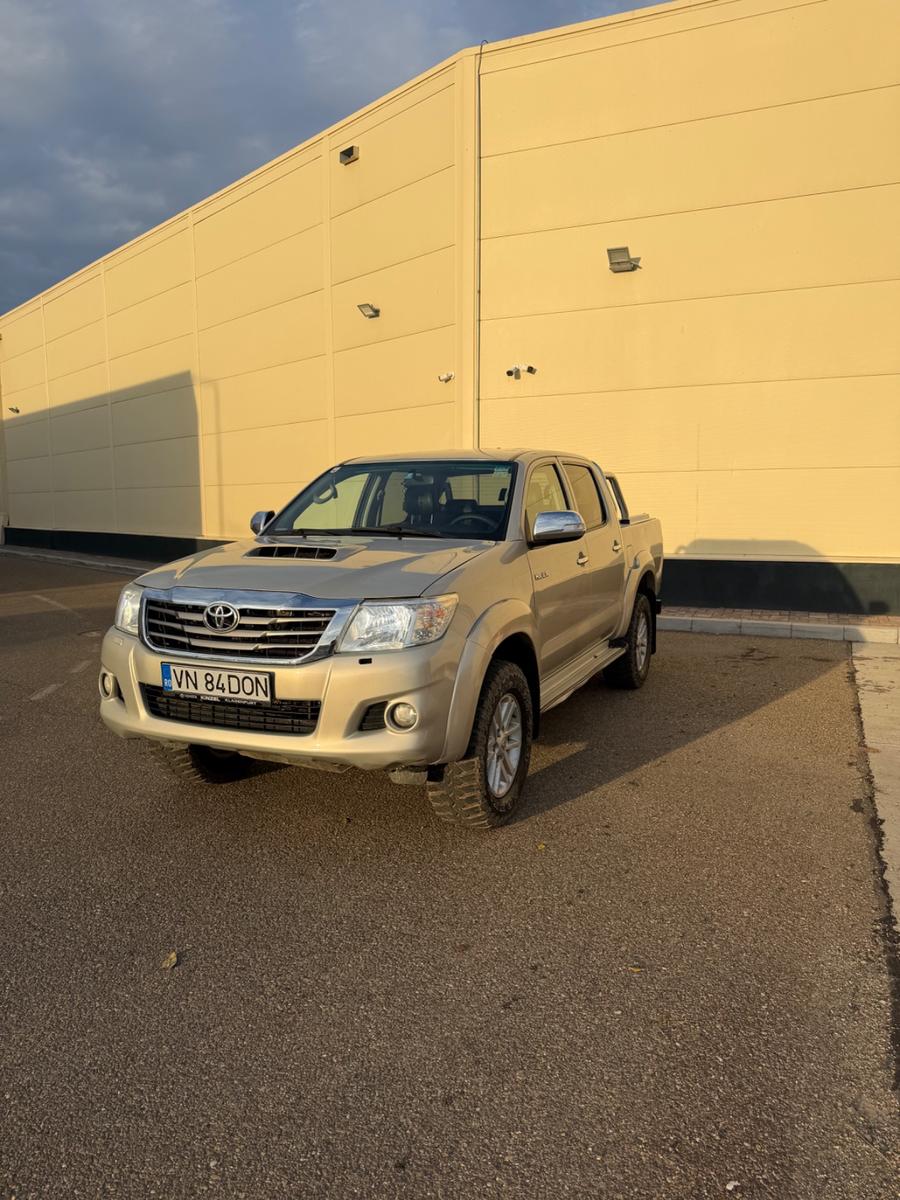Toyota Hilux