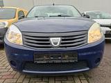 Dacia Sandero Basis, 1 Hand, Keine Extras kein Problem - Dacia Sandero