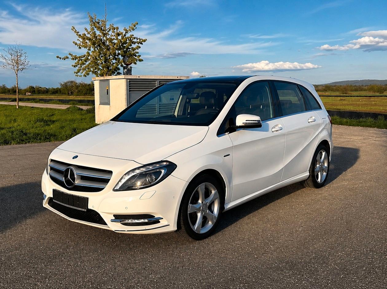 Mercedes-Benz BlueEFFICIENCY Sports Tourer