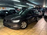 Volkswagen Passat Variant Trendline*1Hand*Acc*AHK* - Volkswagen Passat Variant mit Diesel-Antrieb