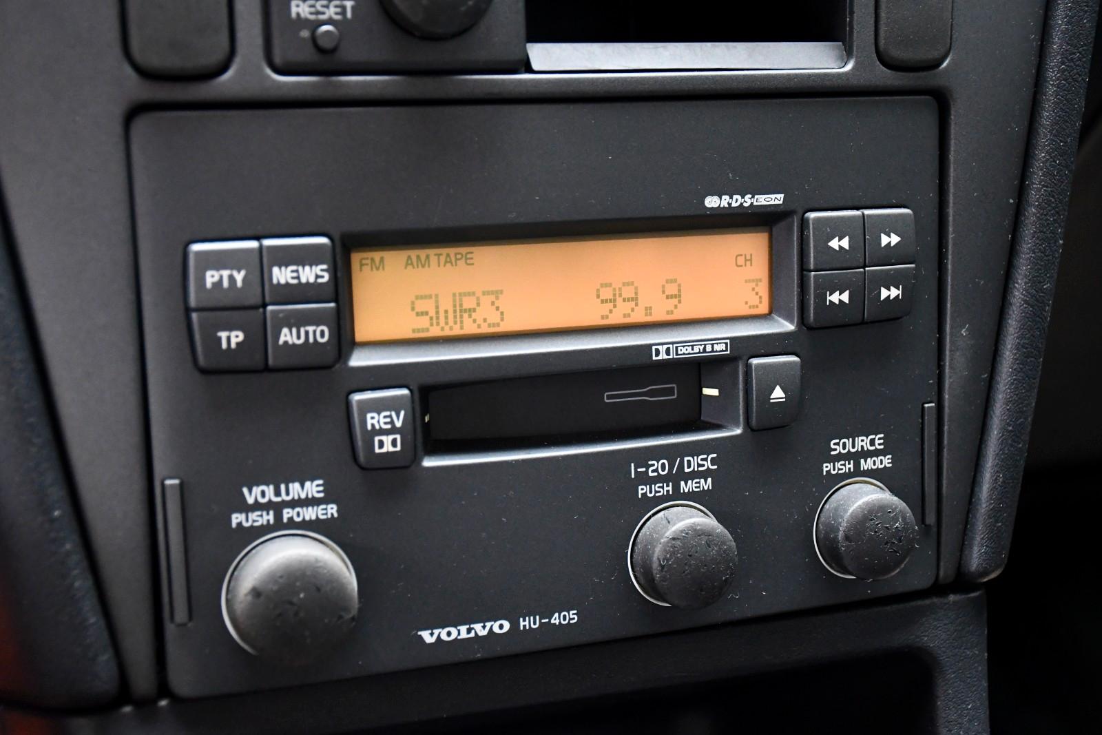 Volvo V40 2.0 165 ch • BVA • Cuir • Sièges chauffants • Climatisation