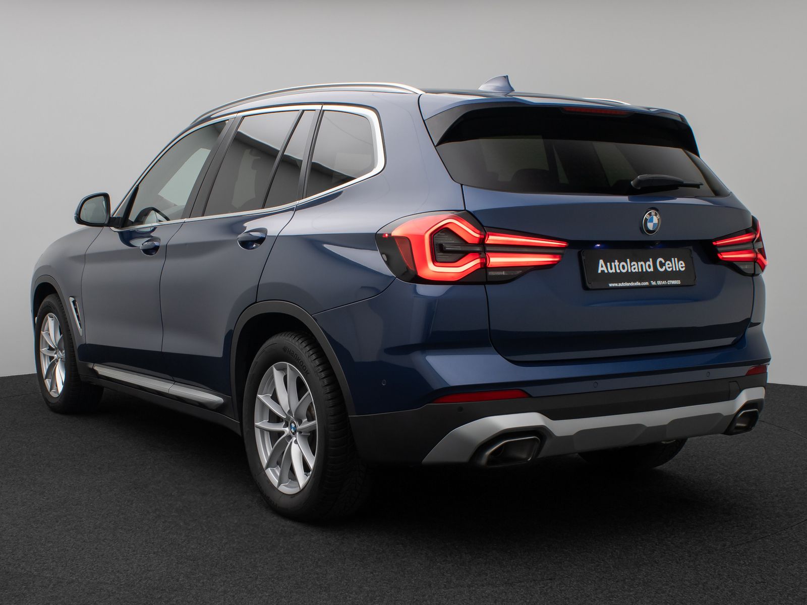 Fahrzeugabbildung BMW X3 xD30d 360°Laser HUD HiFi AHK Komfort Sport
