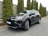 Toyota RAV 4 RAV4 Hybrid Executive - Toyota RAV 4 Gebrauchtwagen in Düsseldorf