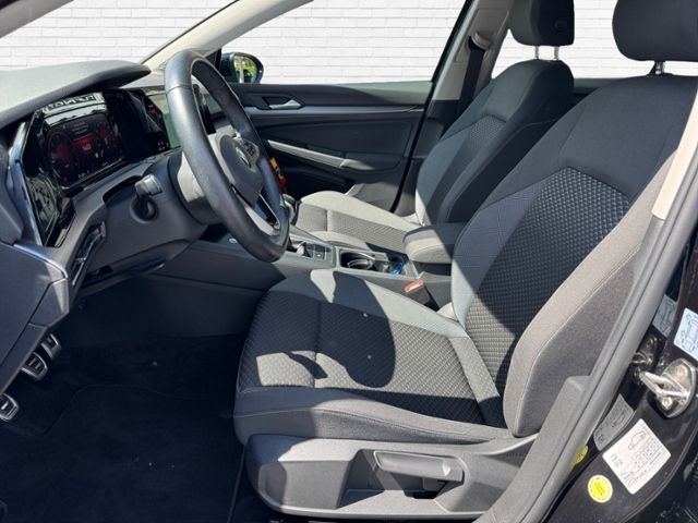 Fahrzeugabbildung Volkswagen Golf Active 2.0 TDI KLIMA LED NAVI ALU