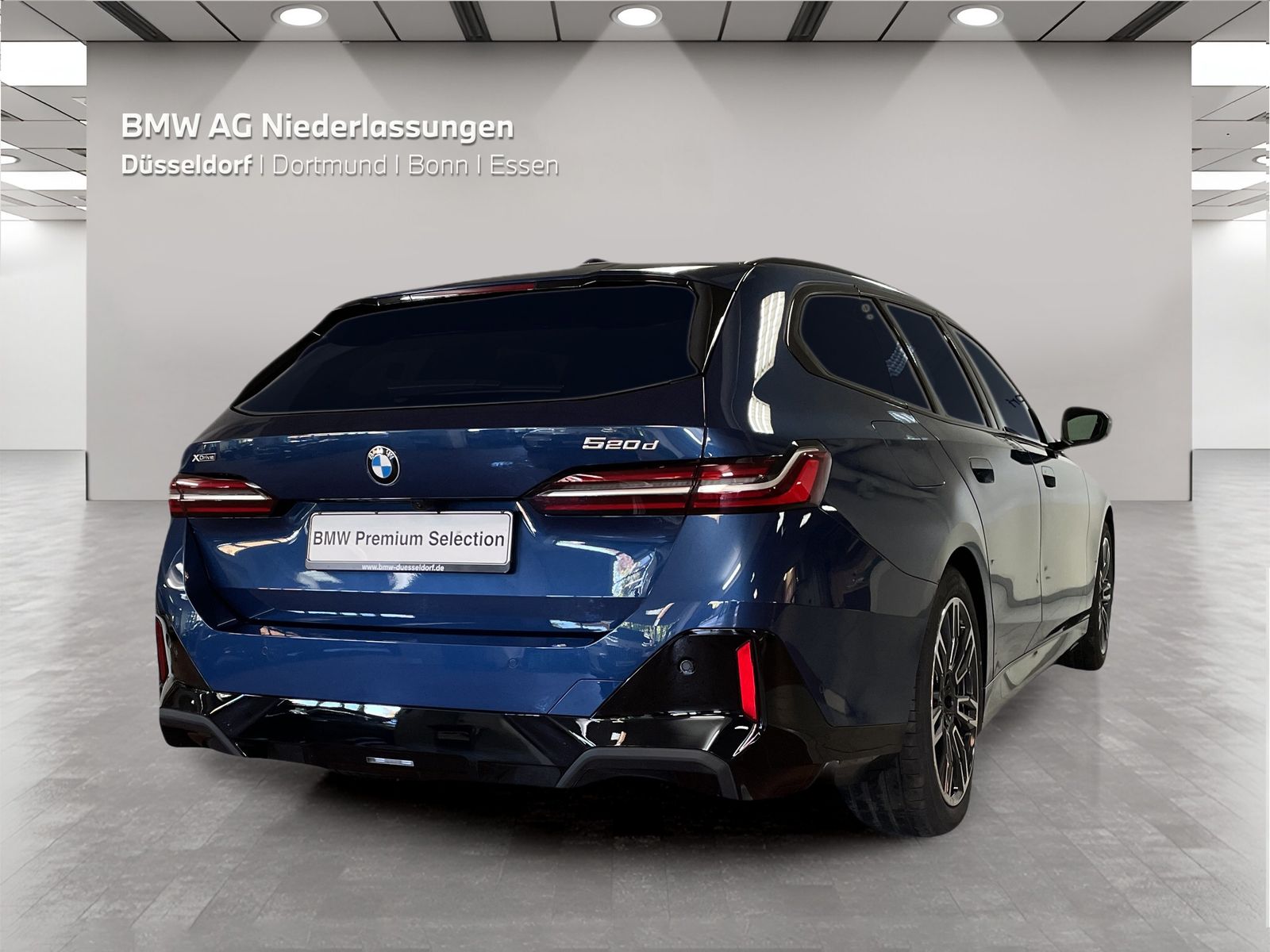BMW 520d xDrive Touring M Sport AHK Driv.Assist foto 4
