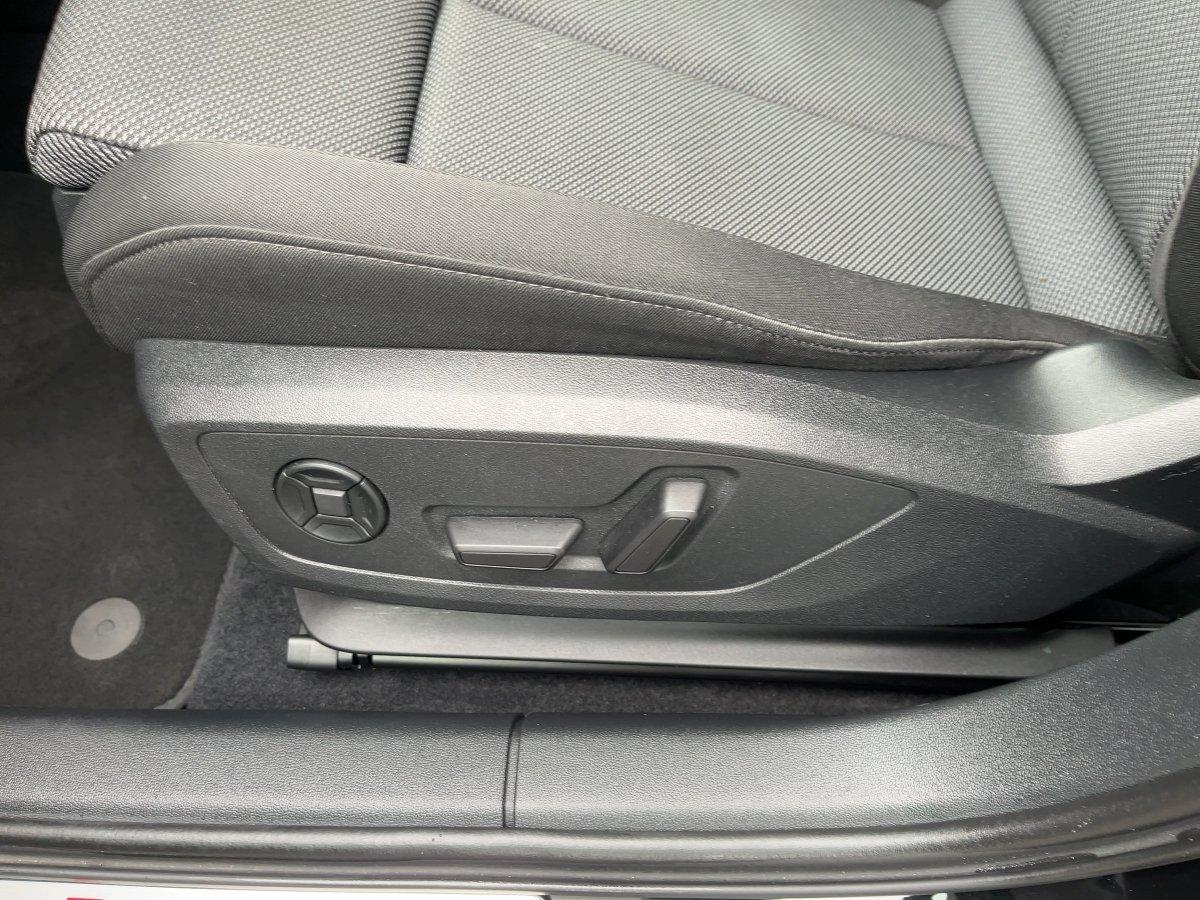 Audi A3 Sportback 1.0 TSI S line S-TRONIC+NAV+VIRT+LE, миниатюра 13