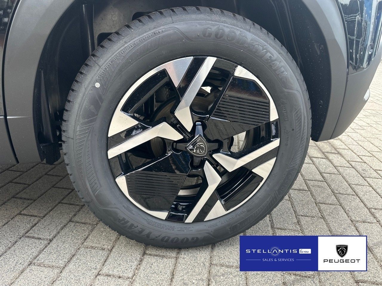 Peugeot 2008 - Bild 11