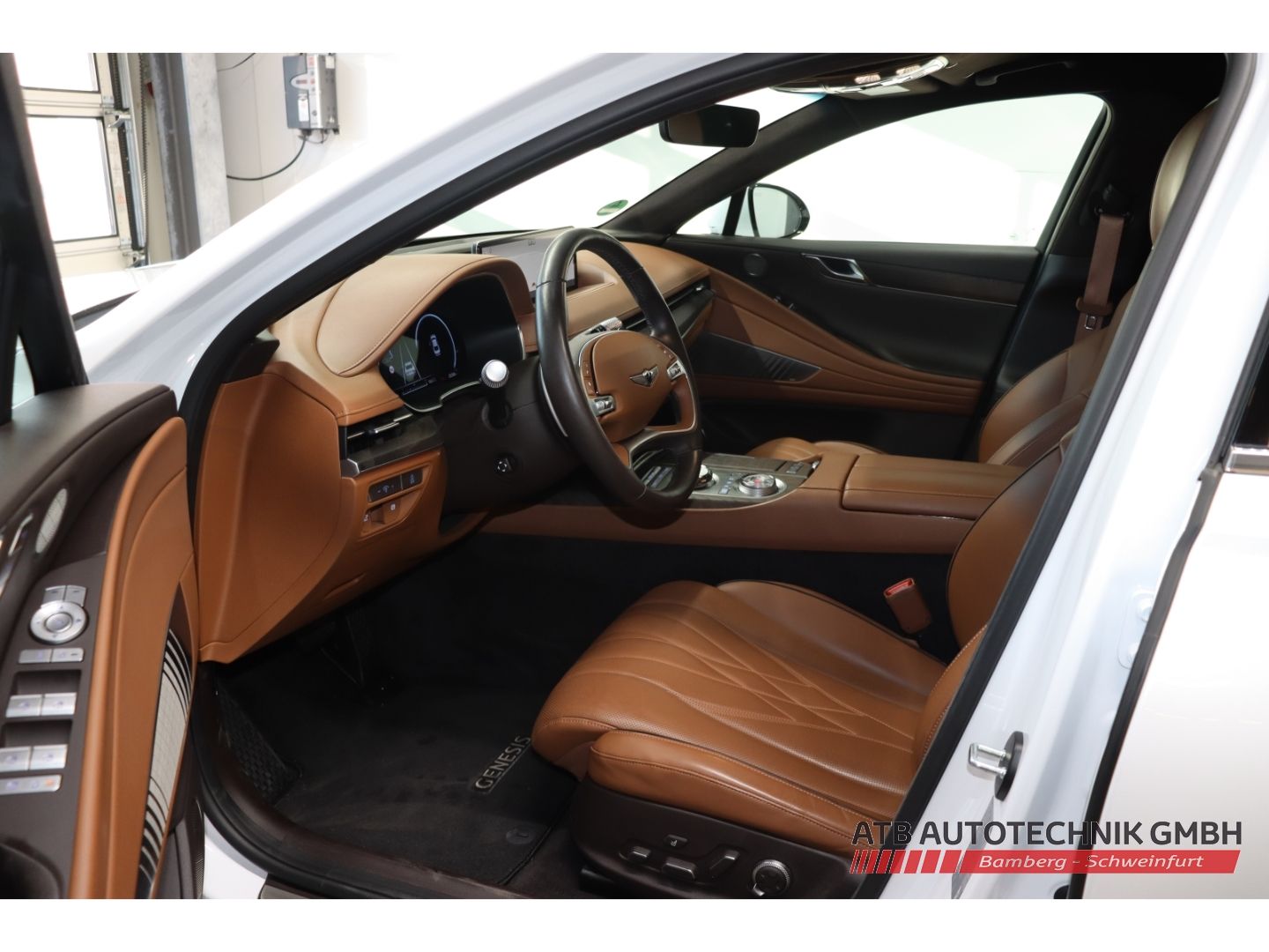 Fahrzeugabbildung Genesis G80 Electrified 4WD Luxury 87,2kWh 98,1% SOH Sol