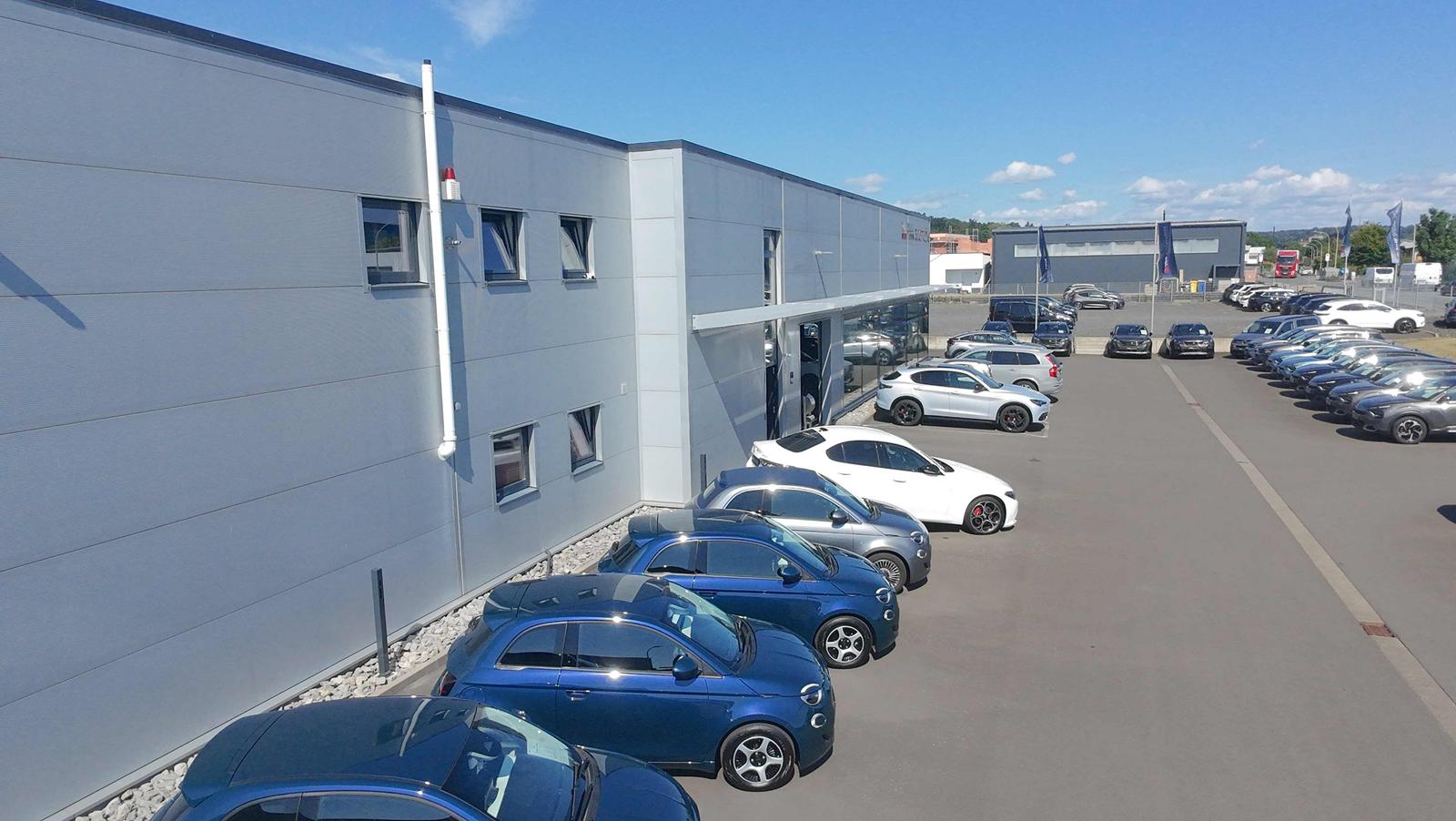 showroom-image-main