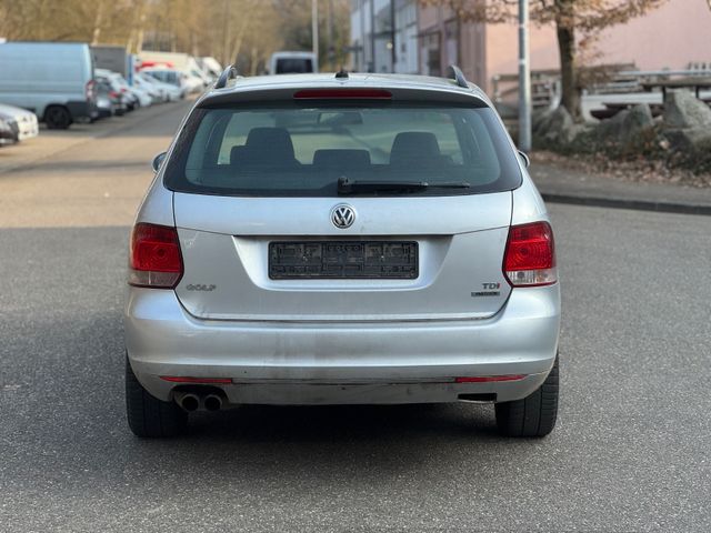 Fahrzeugabbildung Volkswagen Golf 1.6 TDI 4MOTION Comfortline Variant