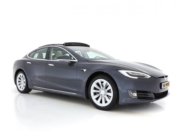 Tesla Model S 235 kw Base Premium-Pack Sound-Studio-Pa