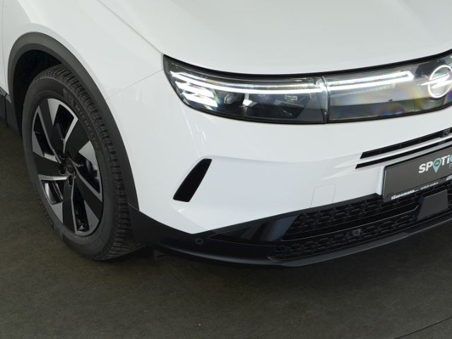 Grandland B HYBRID GS eDCT+ANHÄNGERKUPPLUNG+NAVI