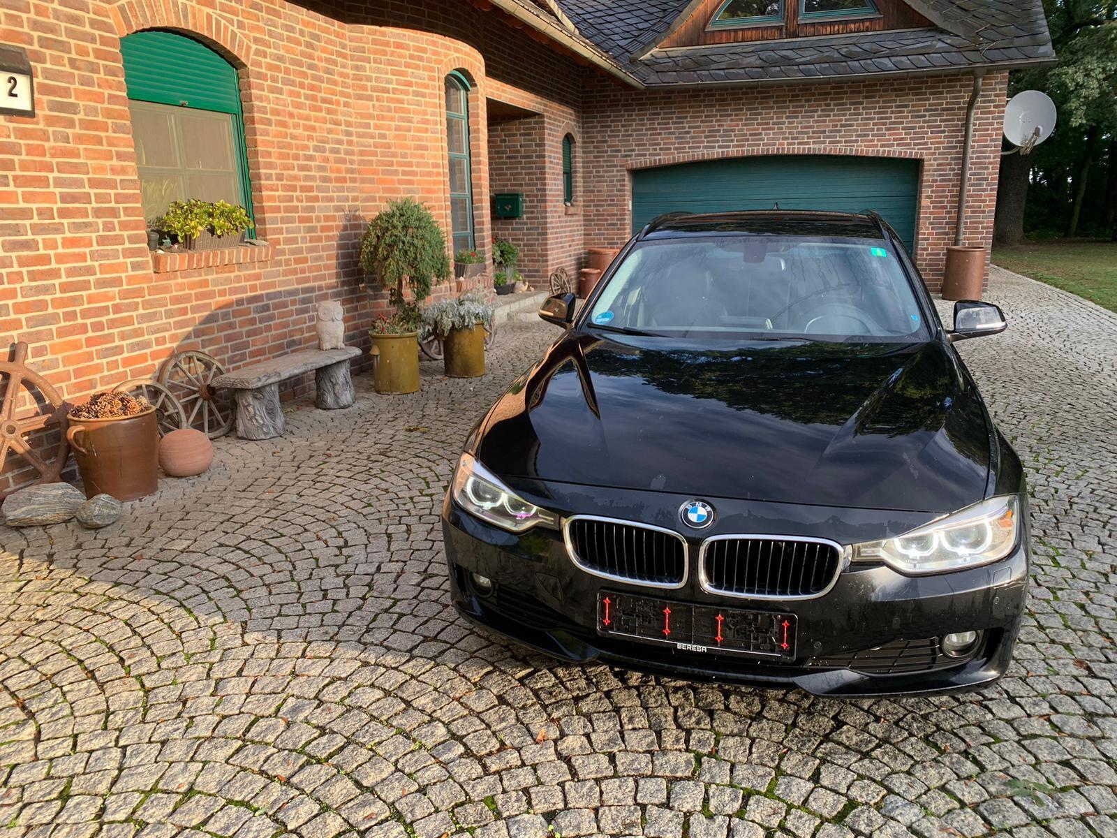 BMW 318 d Touring/LEDER/XENON/PANORAMA
