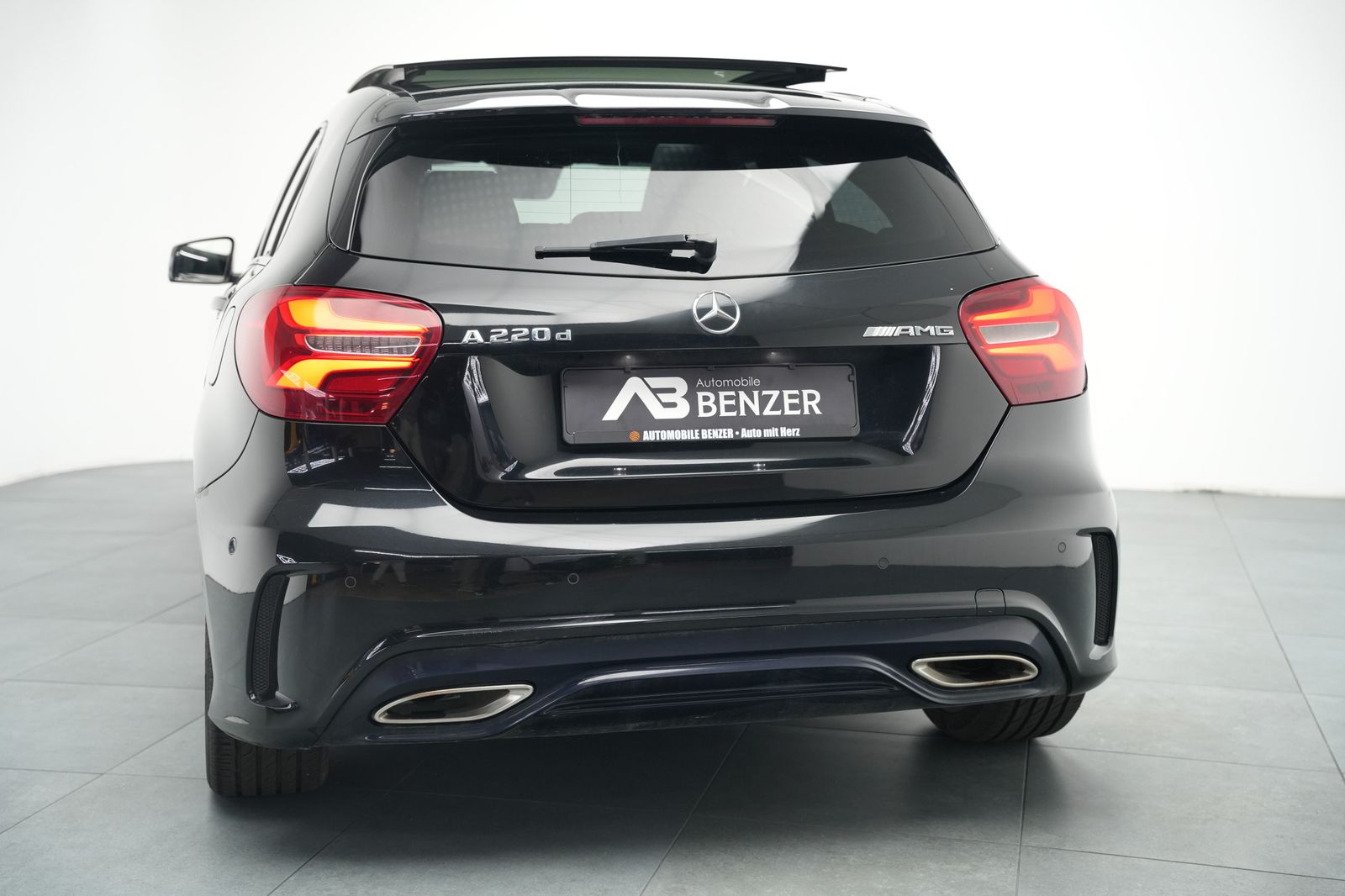 Fahrzeugabbildung Mercedes-Benz A A 220 CDI *AMG-Paket*Automatik*Panorama*SHZ*