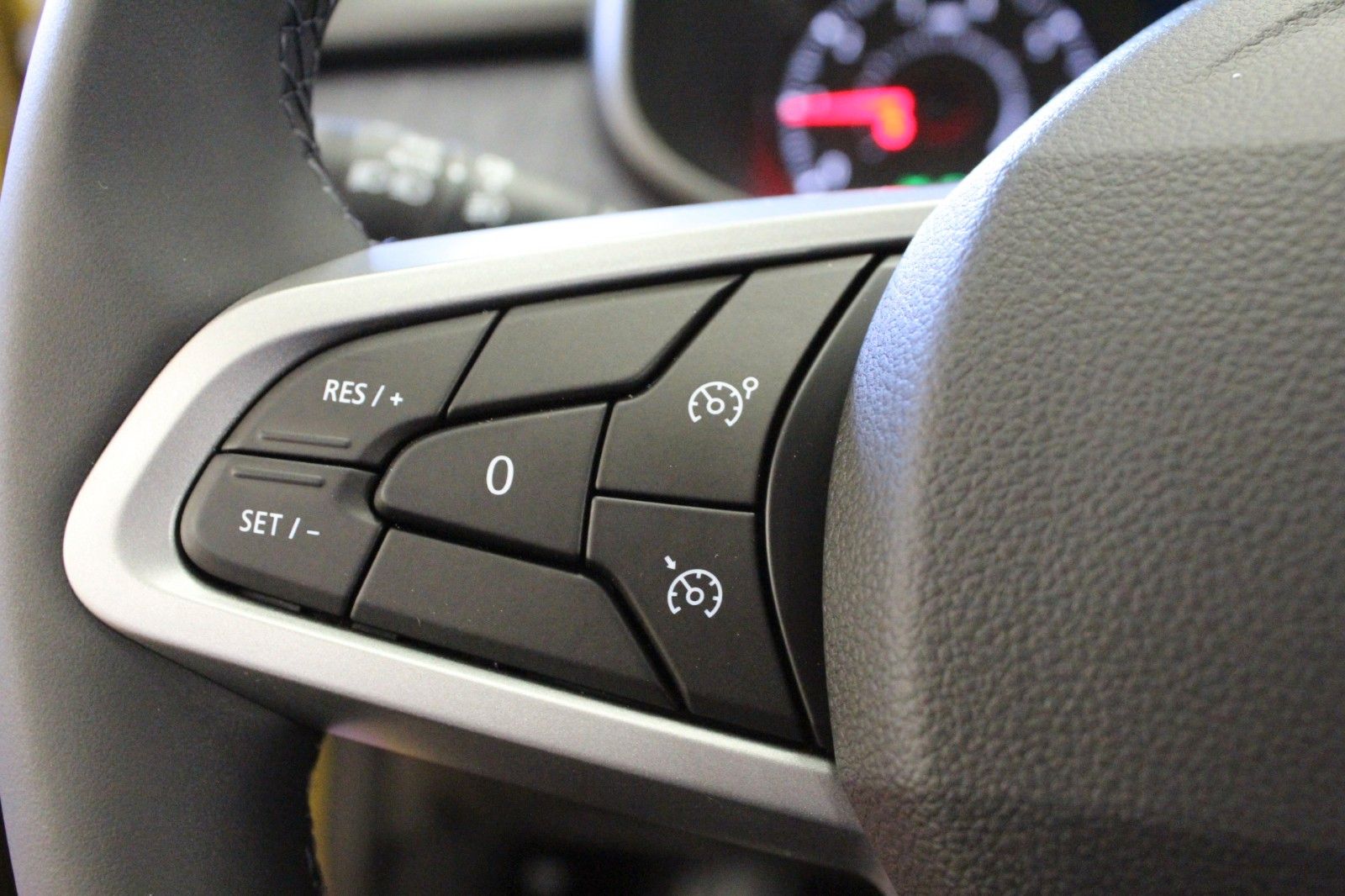 Fahrzeugabbildung Dacia Sandero TCe 100 Expression*Winterpaket* *MJ 2026