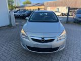 Opel Astra J Lim. 5-trg. Edition Euro5 tüv07/2025 - Opel Astra: 07