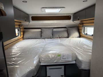 HYMER ERIBA HYMERCAR ML-T CrossTrail 580 4x4 Winterpaket XL Bett