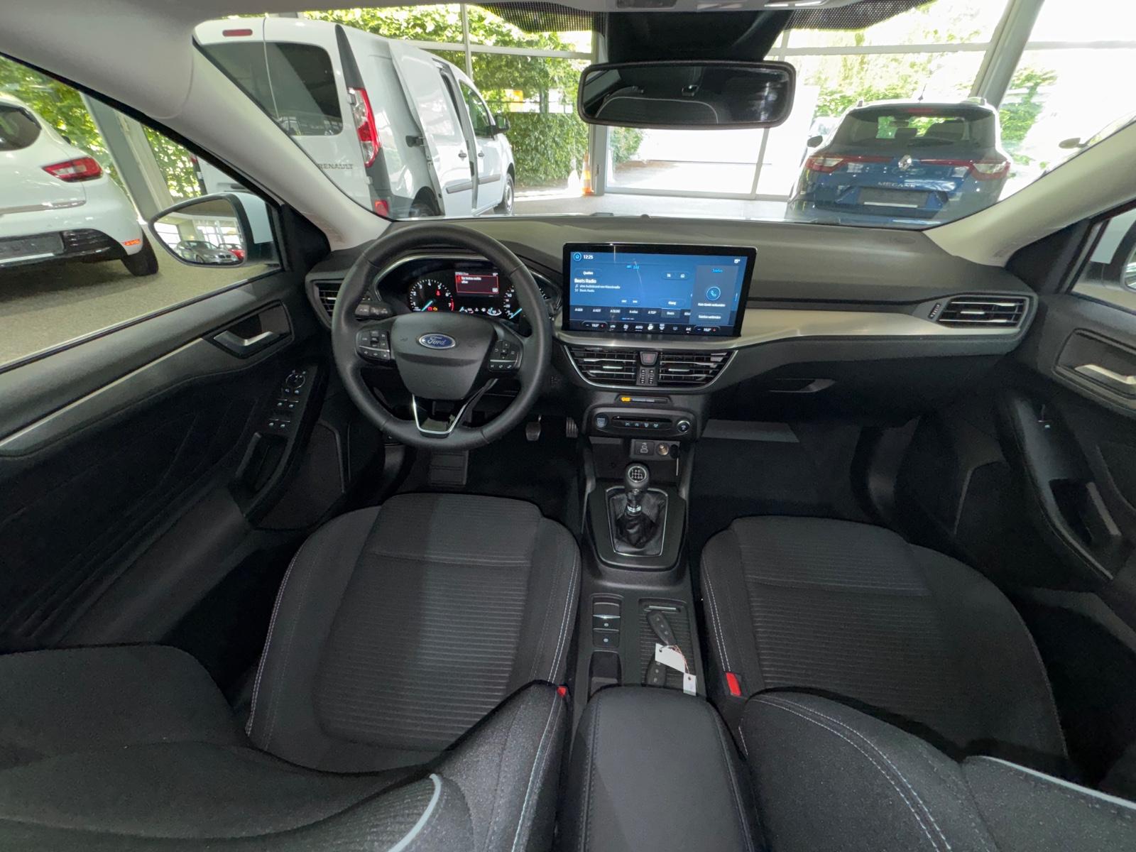 Ford Focus Turnier 1.0i MH Titanium Navi LED PDC