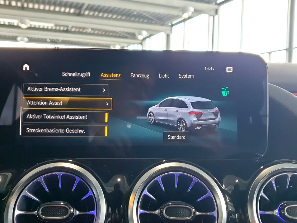 Fahrzeugabbildung Mercedes-Benz B 250 e AMG Line*Night Paket*el. Heckklappe