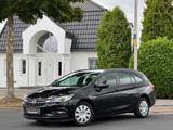 Opel Astra K Sports Tourer Business*Fahrschulumbau* - Opel Astra: Business