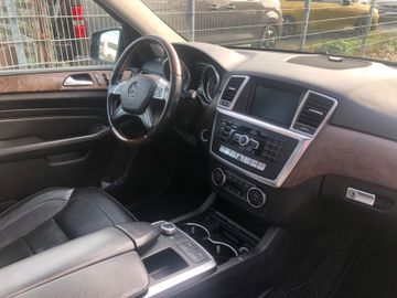 Mercedes ML 350 - 5