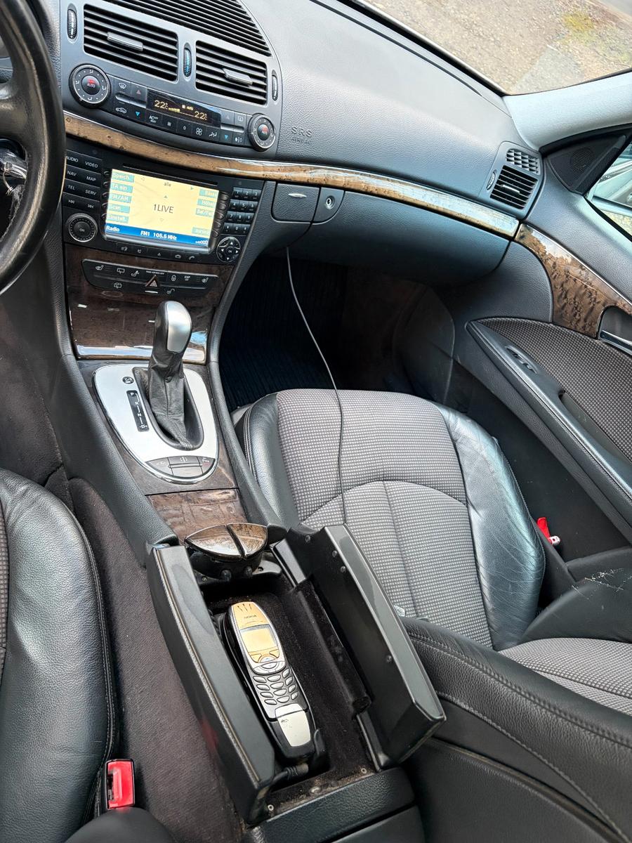 Mercedes-Benz E320 2004 — engine 3.222 cm³, 204 HP (150kW)
