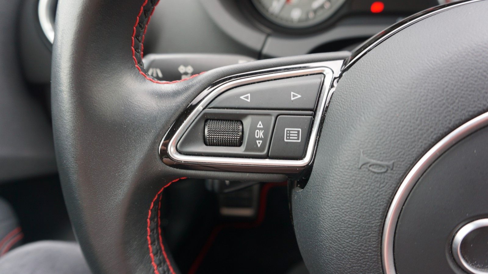 Fahrzeugabbildung Audi S3 Sportback 2.0 TFSI quattro, Leder, Navi, B&O
