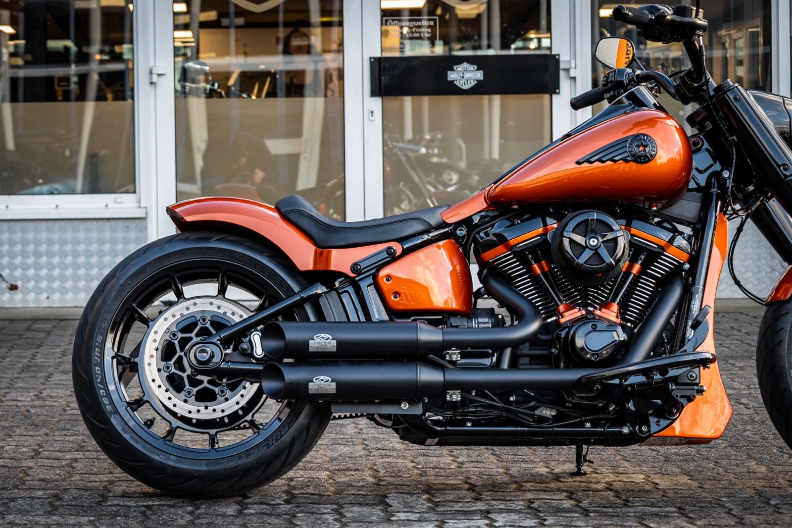 Fahrzeugabbildung Harley-Davidson DARK BOY FLFBS BLACK 117 MY25-H-D Kiel Custom
