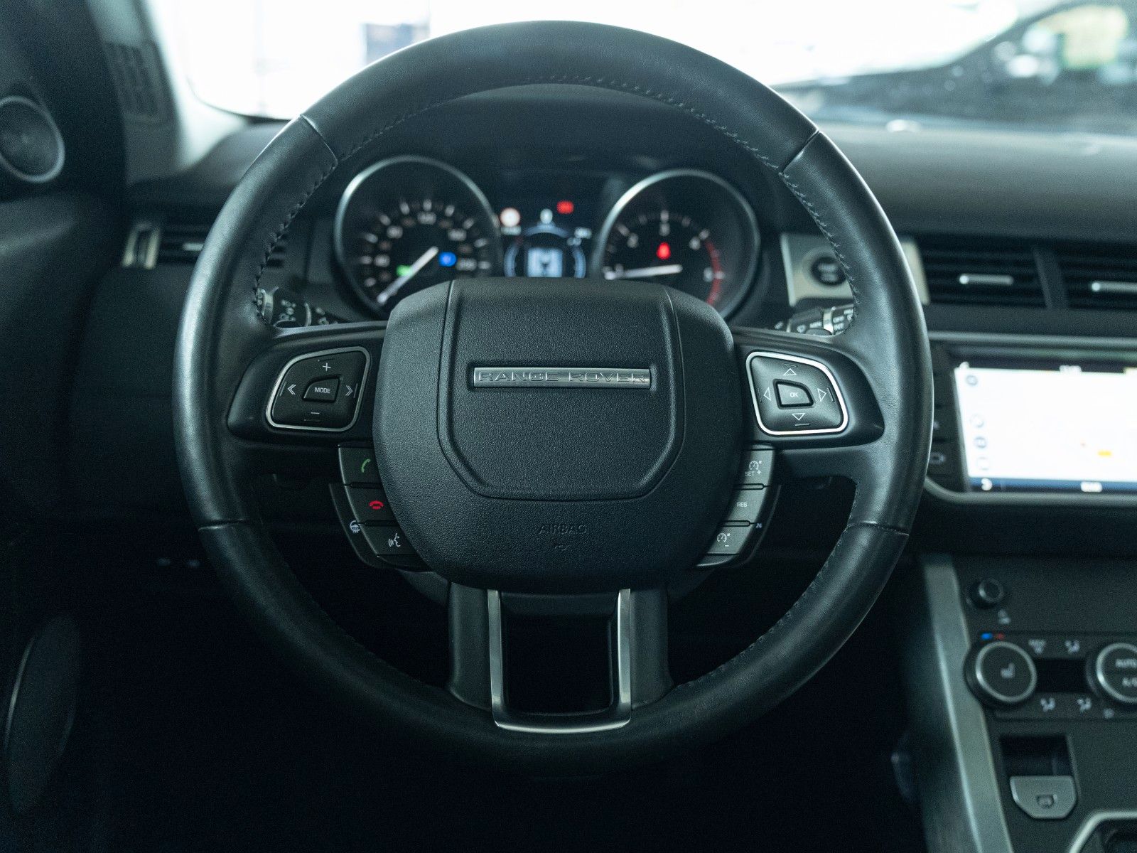 Fahrzeugabbildung Land Rover Range Rover Evoque SE Autom., Panorama,Winter-P.