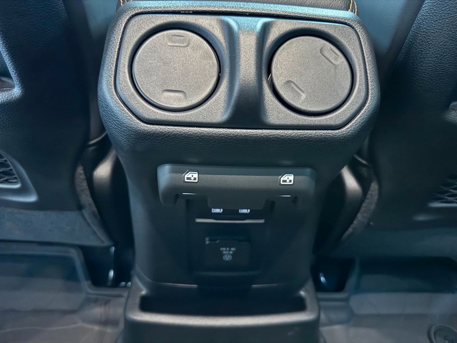 Fahrzeugabbildung Jeep 392 FINAL EDITION 6.4L-V8-WINDE-AHK 3.5To.