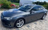 Audi A4B9 Limousine 2.0TDI quattro 190 PS S-line - Audi A4 mit Diesel-Antrieb: Limousine, 1.9