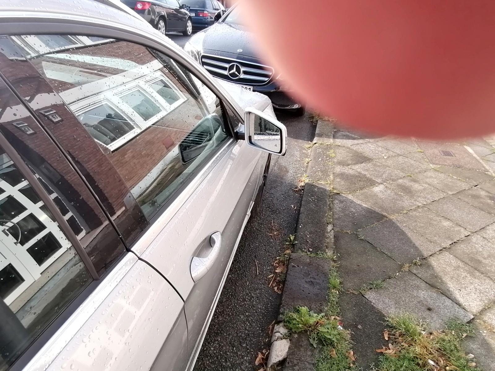 Mercedes-Benz E 220 CDI T BlueEFFICIENCY ELEGANCE ELEGANCE