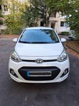 Hyundai i10 1.0 YES! Silver - Hyundai i10 Gebrauchtwagen in Karlsruhe