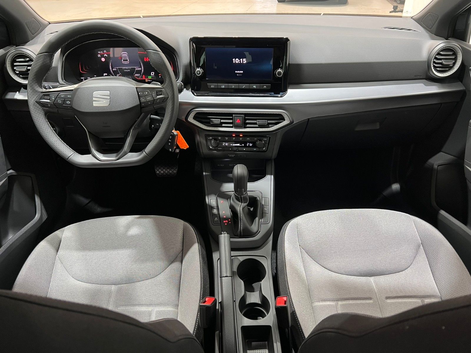 Fahrzeugabbildung SEAT Ibiza 1.0 TSI 85kW FR DSG