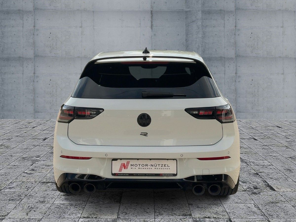 Volkswagen Golf VIII R 2.0 TSI 4M BLACK EDITION AKRA MATRIX foto 5
