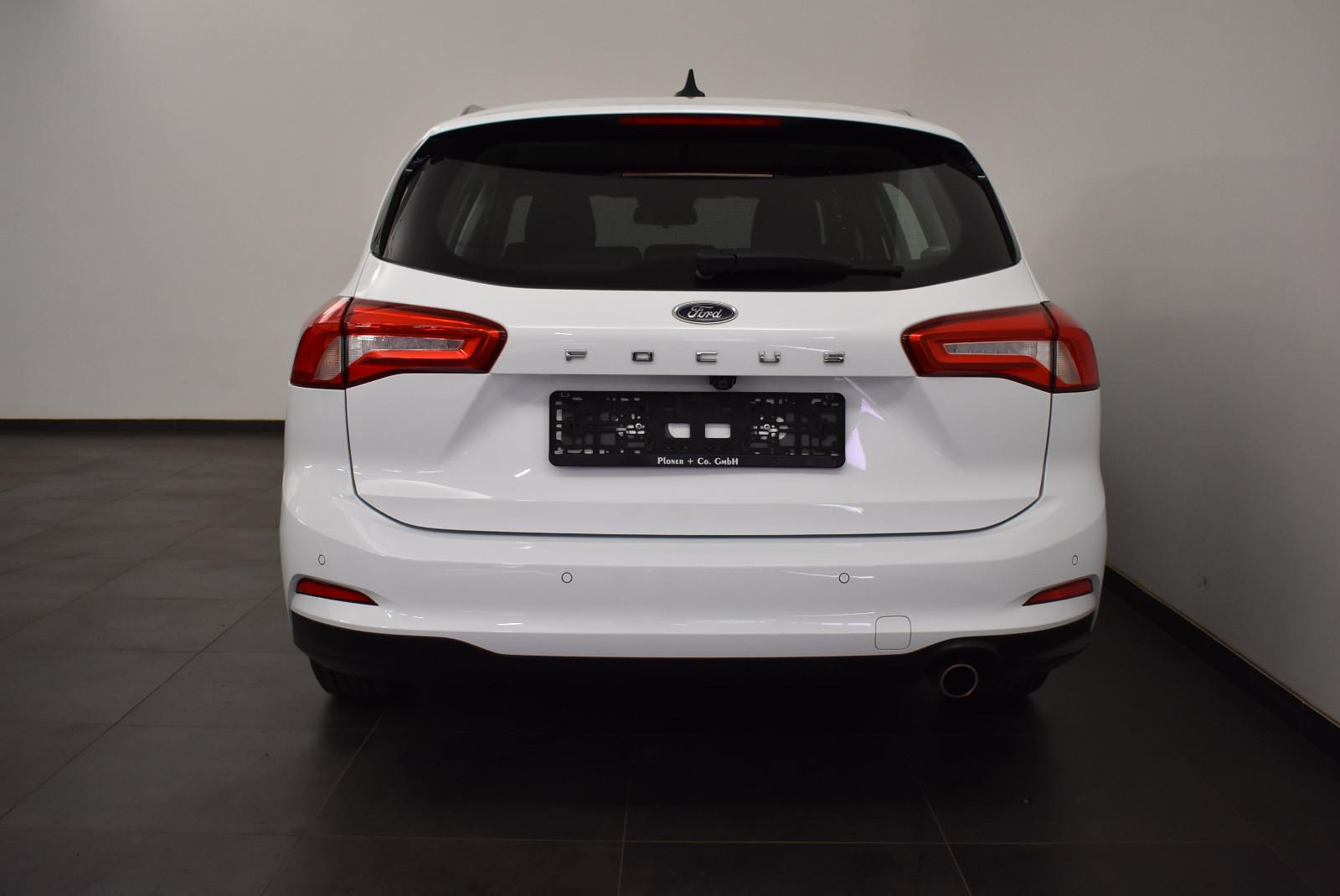 Ford Focus Turnier Cool & Con./LED/NAVI/SHZ/AHK/RFK