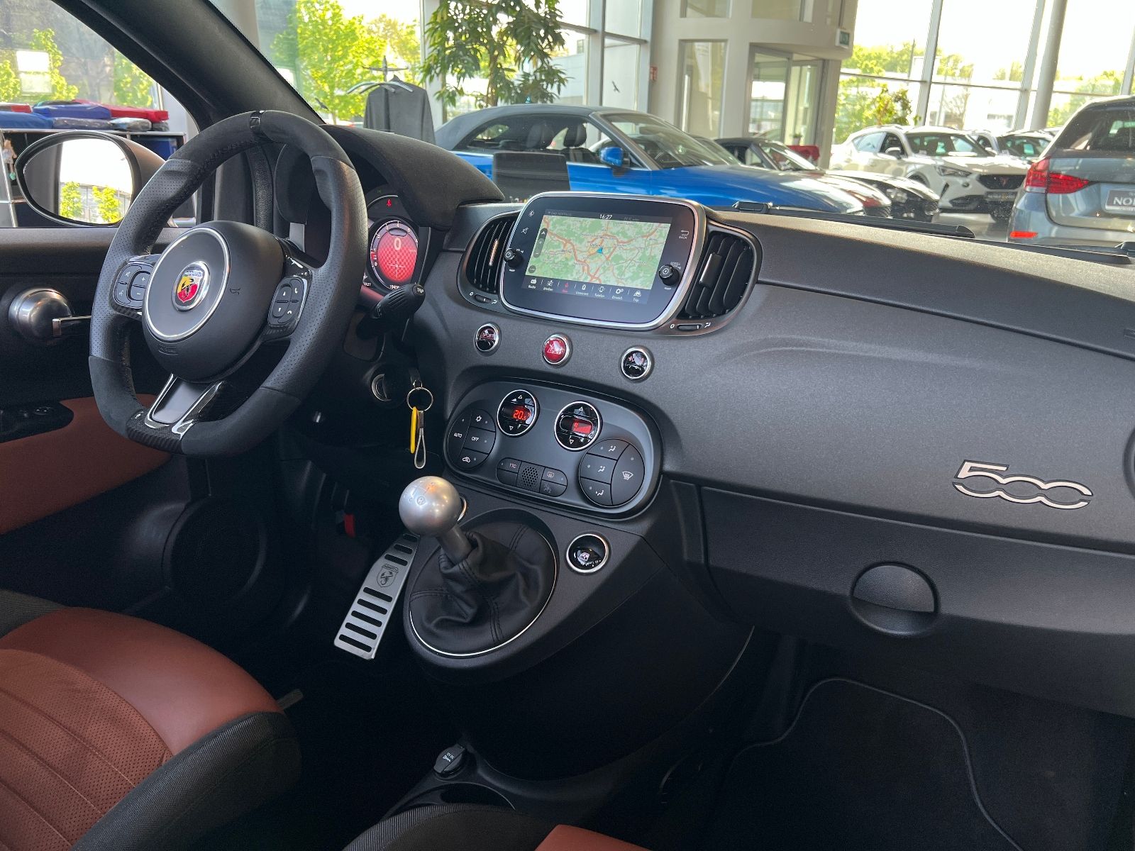 Fahrzeugabbildung Abarth 595C Competizione XENON BEATS NAVI