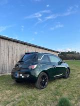 Opel Adam UNLIMITED 1.0 ECOTEC 89PS grün metallic - : Grün, Metallic
