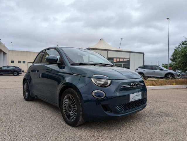 Fiat FIAT 500e - 500e 42 kWh Icon