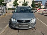 Volkswagen Touran United TÜV NEU / AHK / 8-Fach ber - Volkswagen Touran aus 2009: United