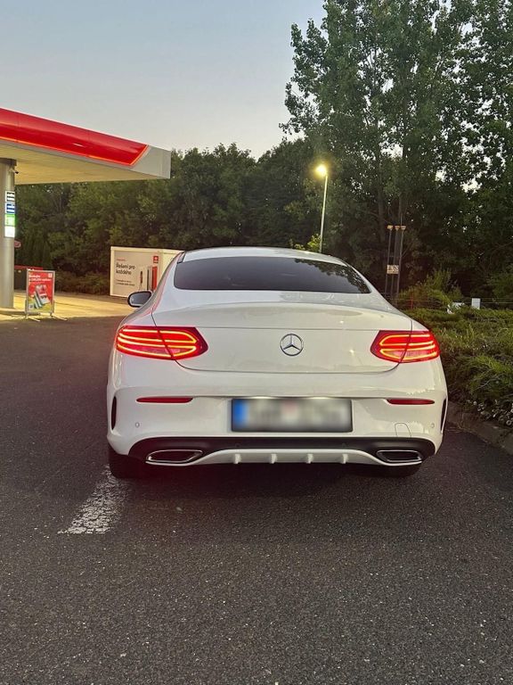 Image of Mercedes-Benz C 250
