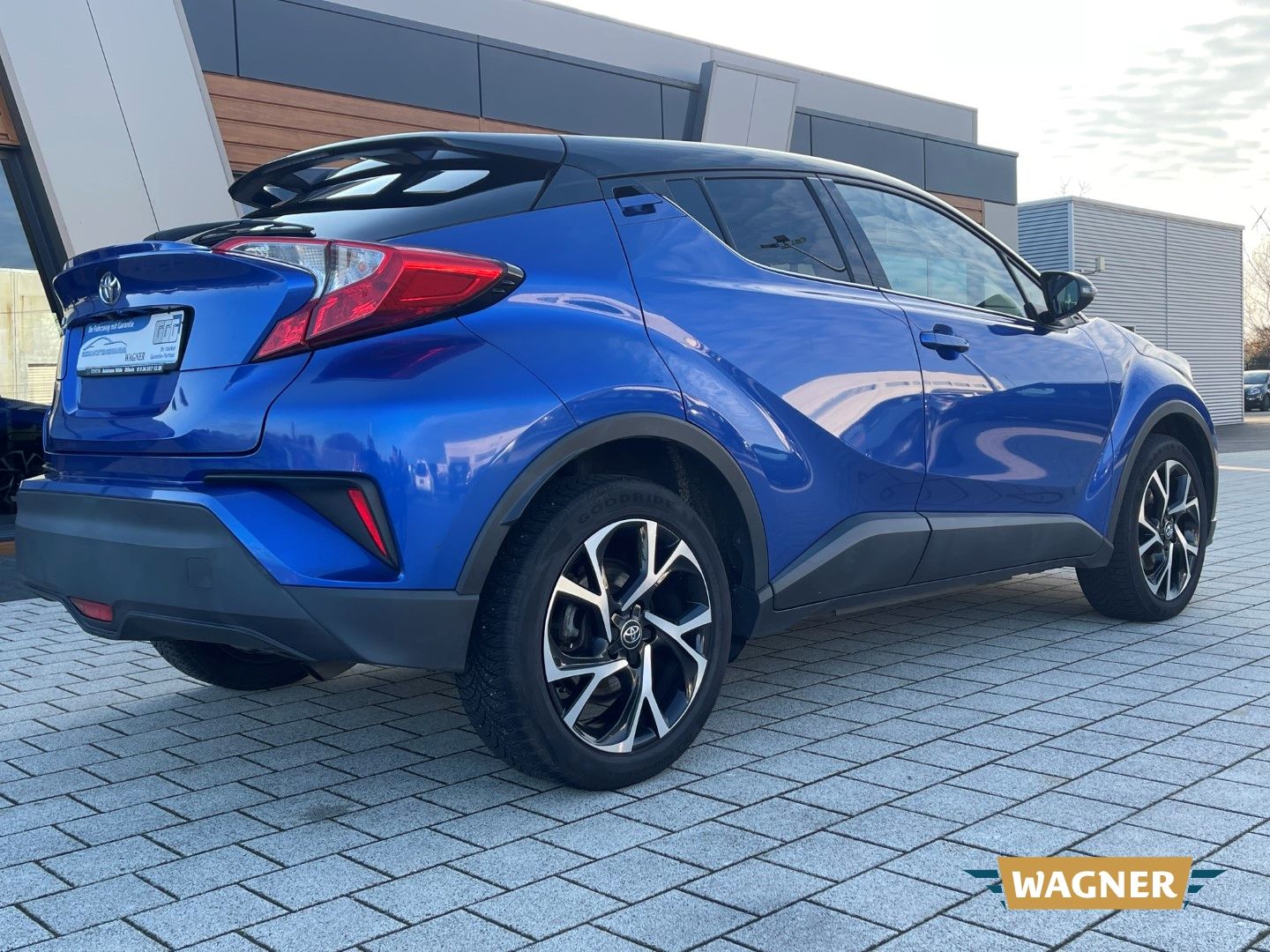 Fahrzeugabbildung Toyota C-HR Style Klimaautomatik Sitzheizung