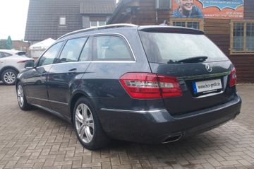 Mercedes E 220 - 3