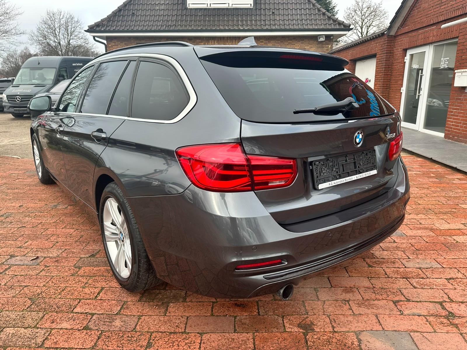 BMW Touring 318 i Sport Line TMP SZH LED NAVI PANO