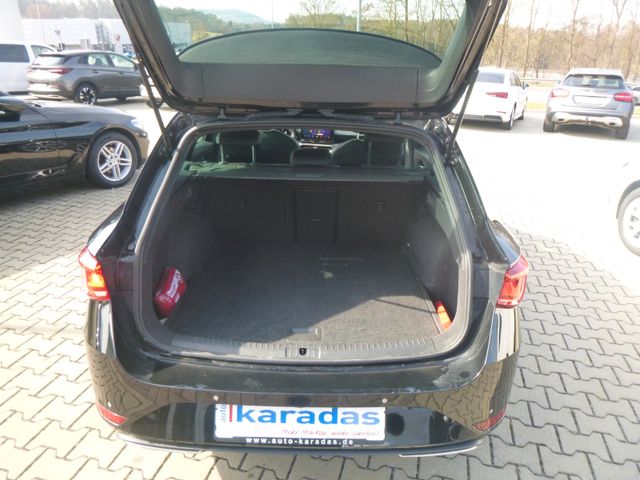 Fahrzeugabbildung Seat Leon Sportstourer 2.0 TDI >FR/Voll-LED/KAM/NAVI<