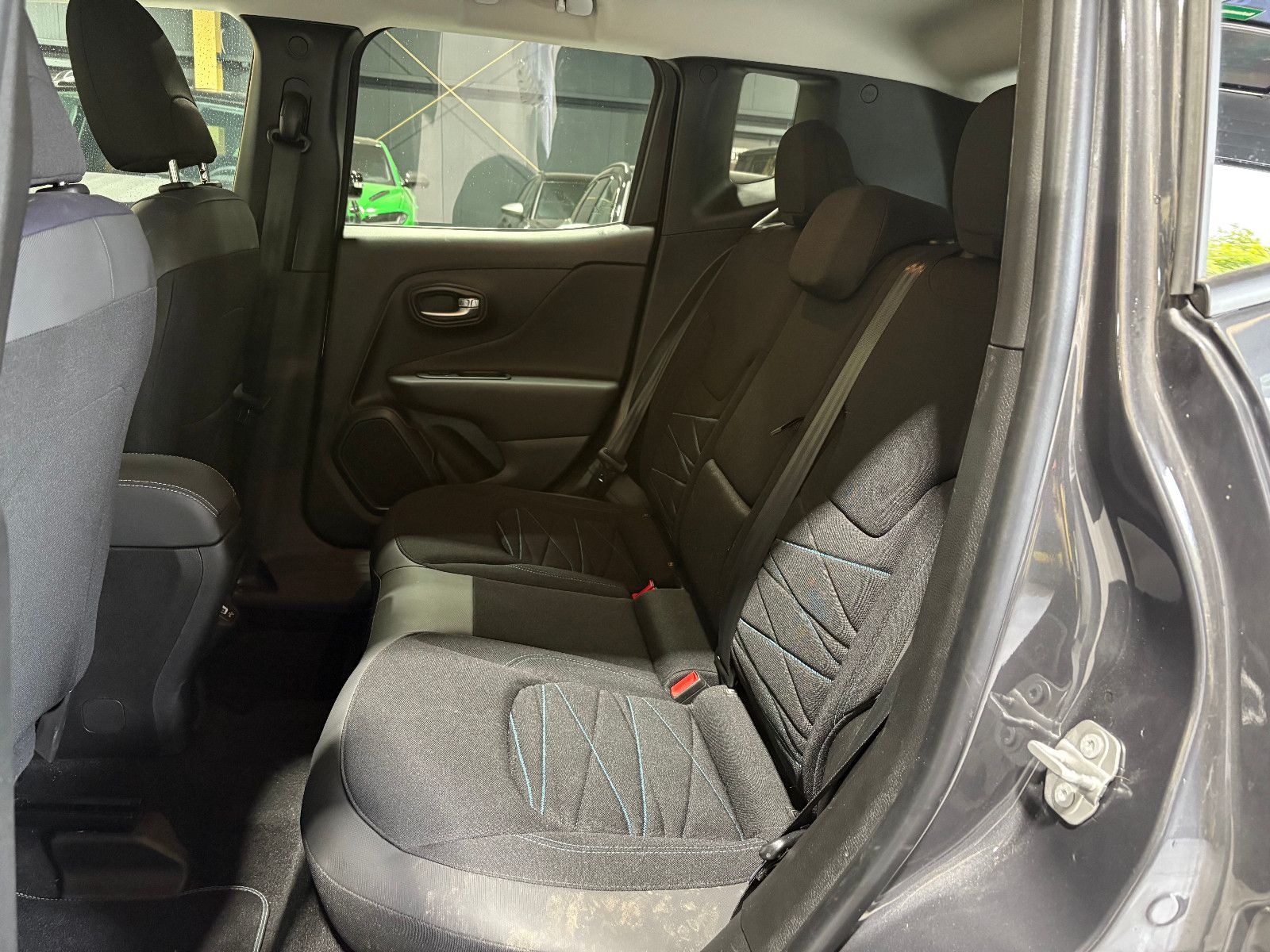 Fahrzeugabbildung Jeep Renegade Longitude Mild-Hybrid FWD/ACC/NAVI/KAM