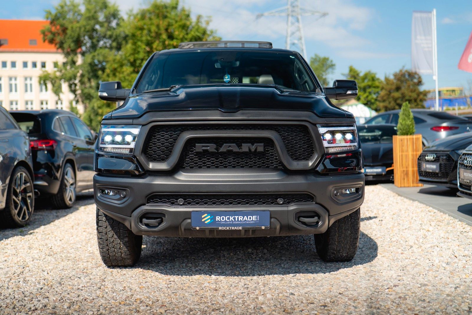 Fahrzeugabbildung Dodge RAM 5.7 V8 HEMI 4x4 REBEL OFFROAD Night AxleLock