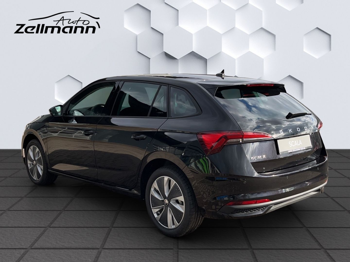 Scala DRIVE 1.0 TSI 85 kW 7-Gang DSG-Verfügbar a